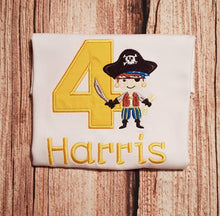 Load image into Gallery viewer, Chilldrens personalised pirate birthday tshirt
